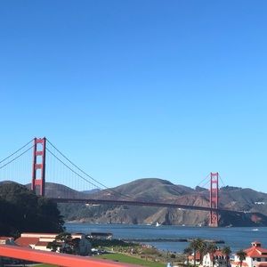 Meet your Posher, Selena